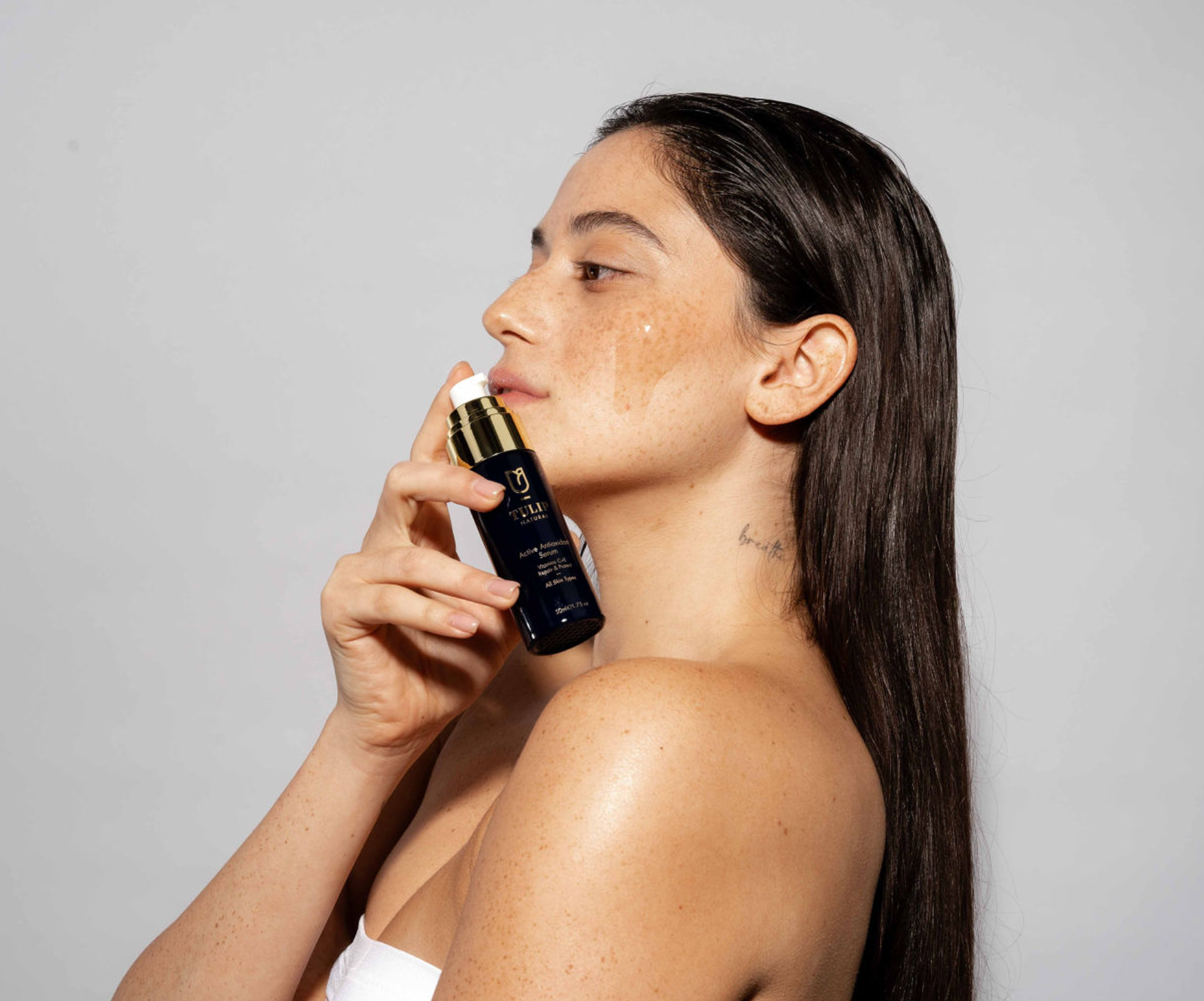 קרם פנים מומלץ לגיל 50 - דגשים חשובים